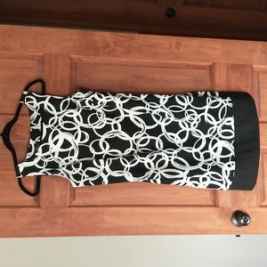 AGB women's size 10 sleeveless scoop neck dress